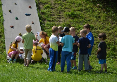 Podpora rodin prostřednictvím soukromých subjektů